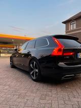Volvo V90 D5 AWD R-Design Geartronic R-Design - Volvo Gebrauchtwagen in Aachen