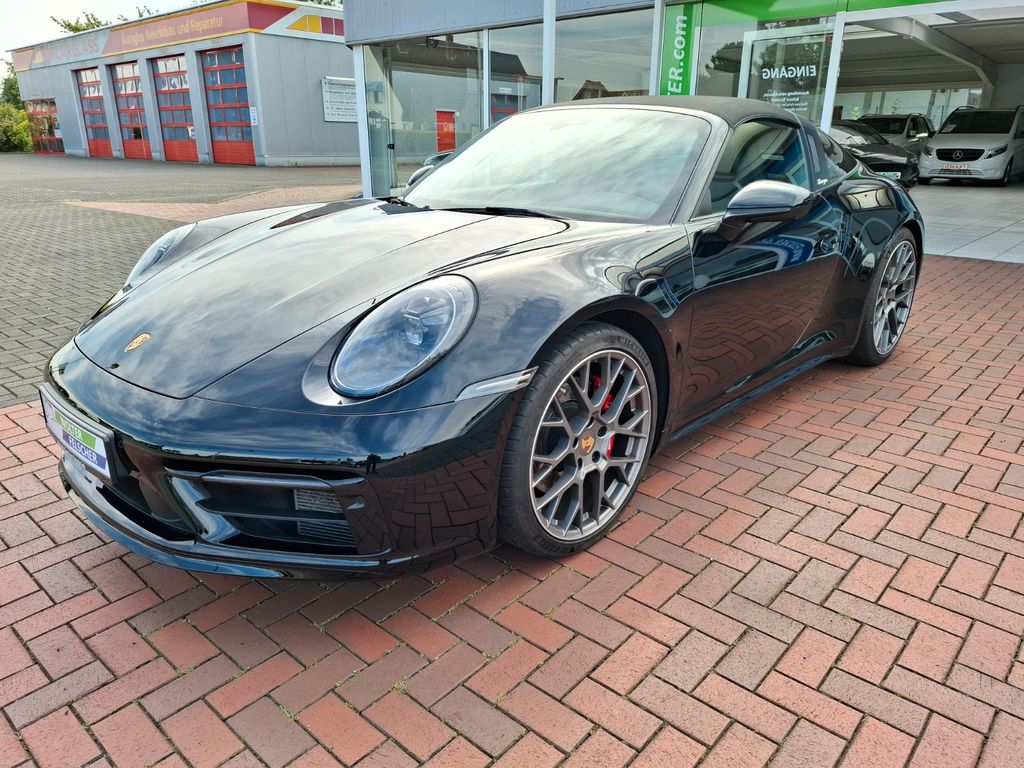 Porsche 992