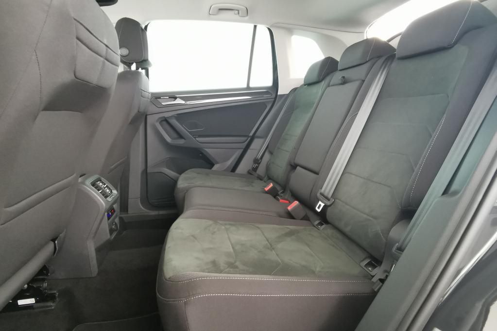 Volkswagen Tiguan Elegance 2.0 TDI AHK*Klima*Tempo*Nav*PDC