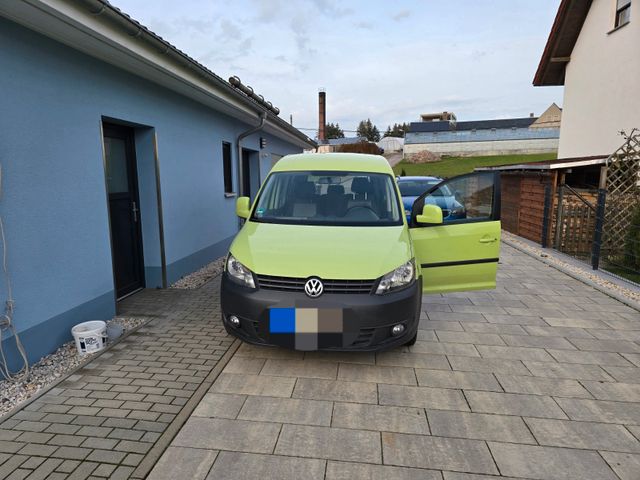 Volkswagen Caddy 1,6TDI 75kW DSG Trendline 5-Sitzer Tre...