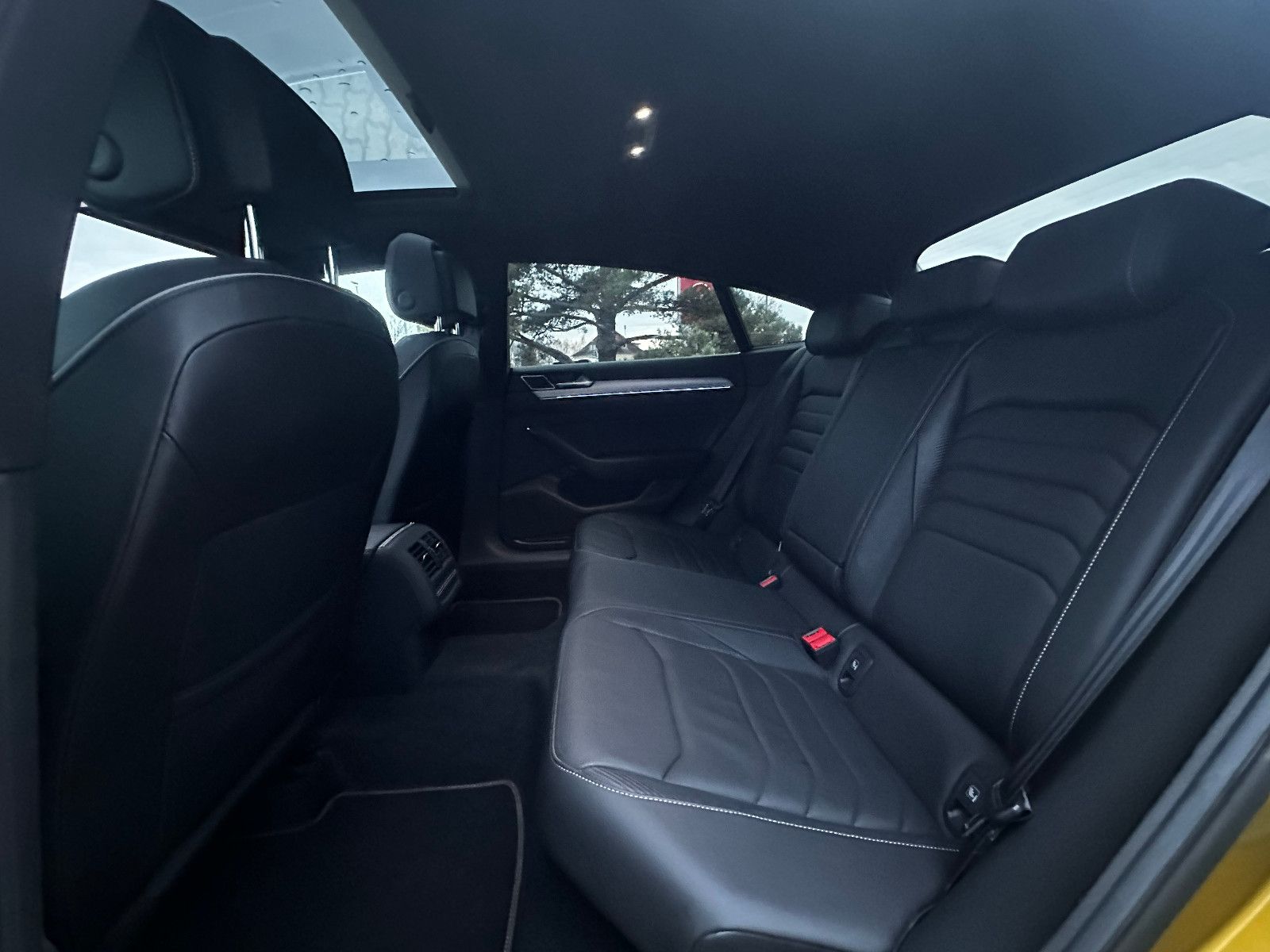 Fahrzeugabbildung Volkswagen Arteon R-Line