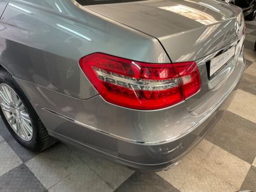 Mercedes E 250 - 12