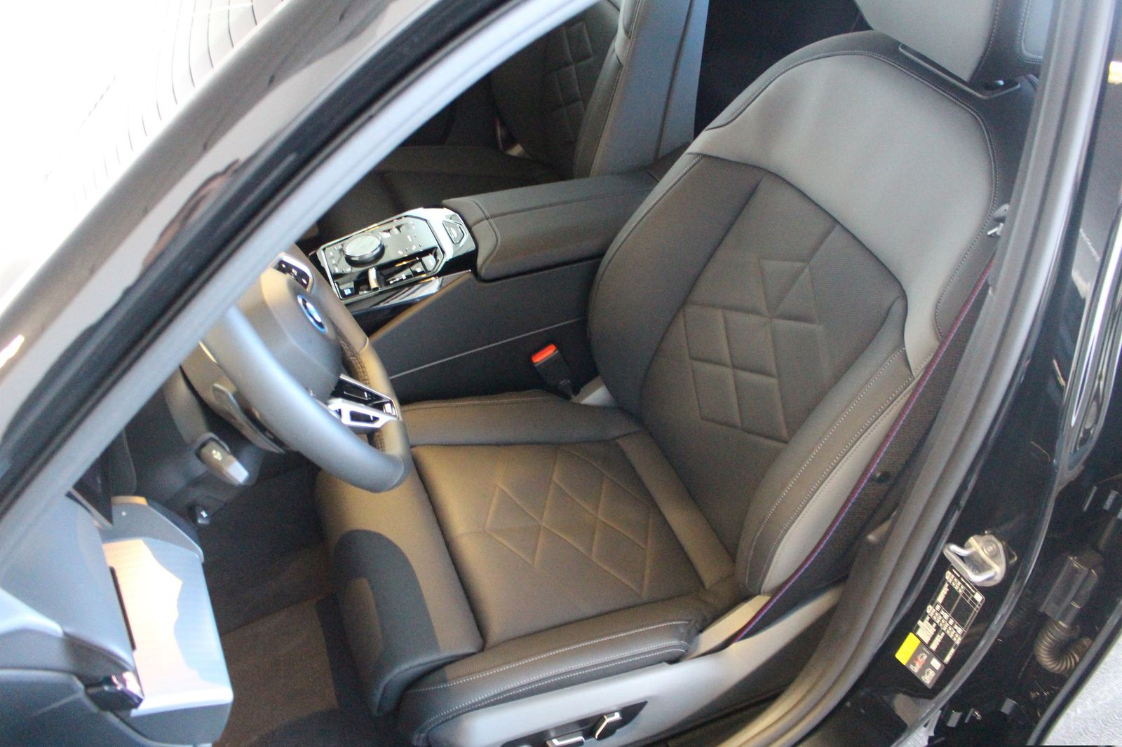 BMW i5 eDrive40 Aut. M Sportpaket+Pro 20"M LMR Live  foto 7