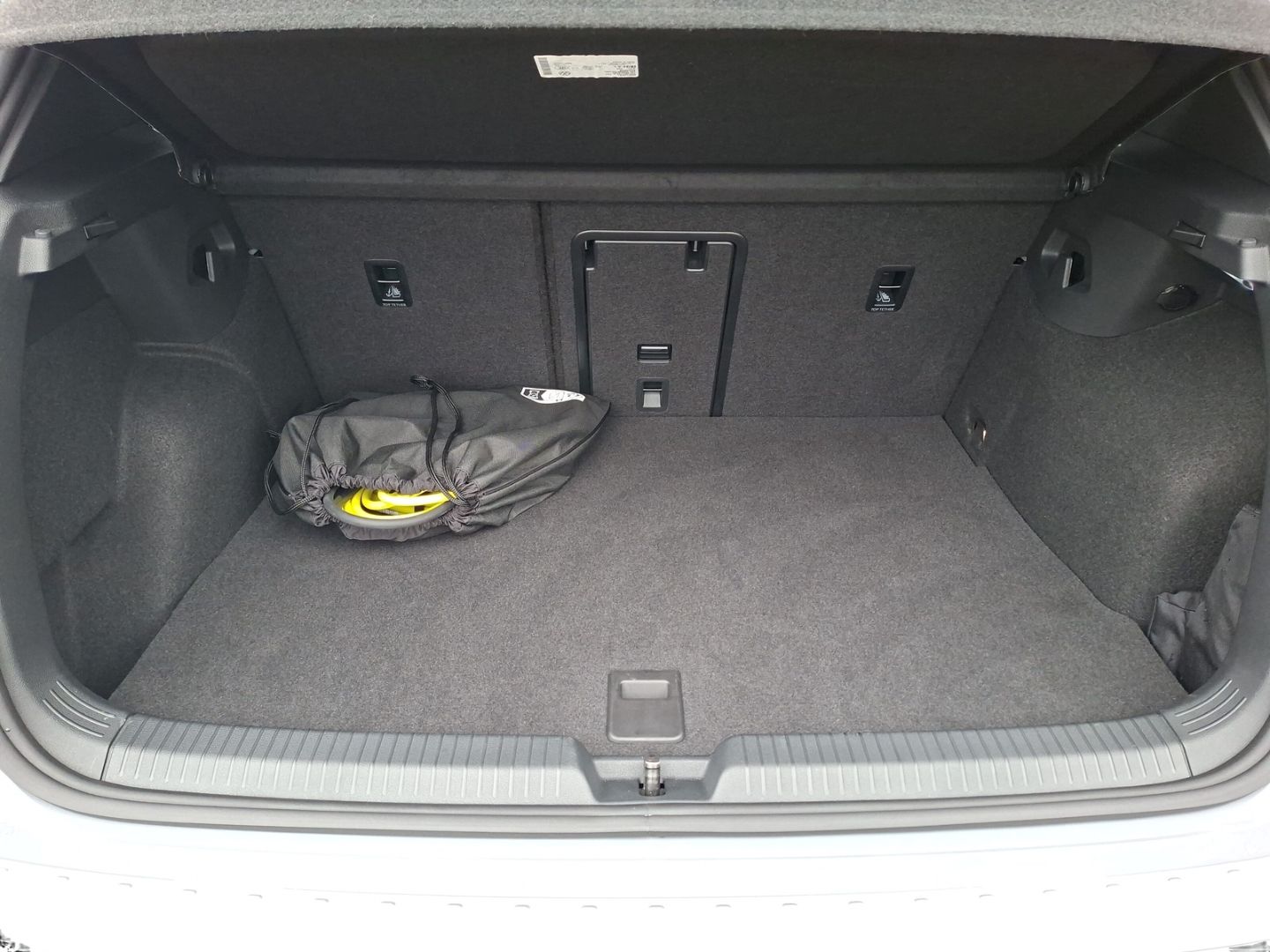 Golf VIII GTE eHybrid *KAMERA*GARANTIE*BLACKSTYL