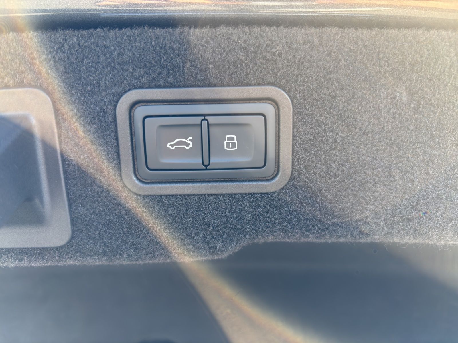 Audi A8 - Bild 12