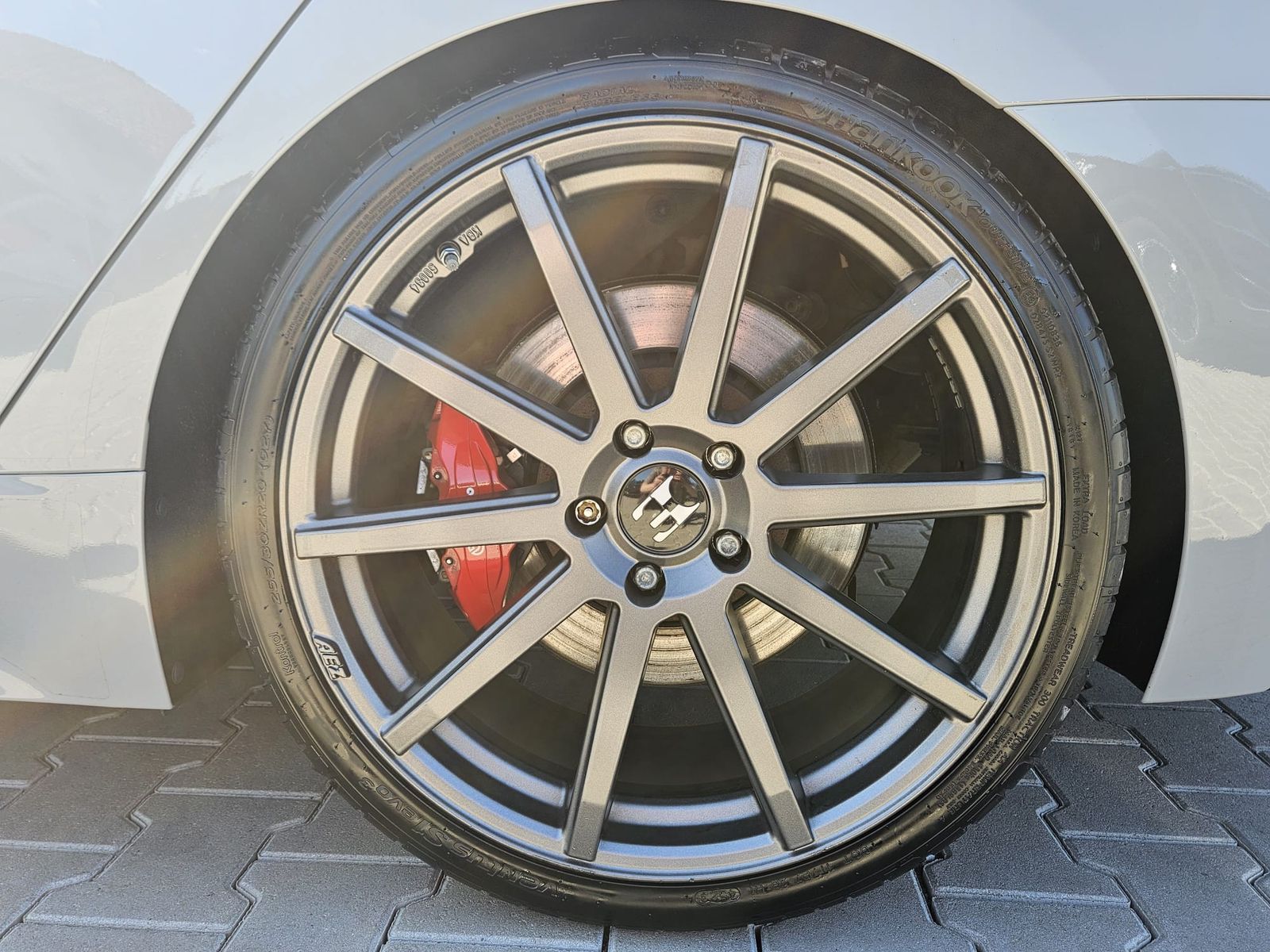Fahrzeugabbildung Kia Stinger 3.3T V6 GT 4WD PANO*360°HUD*H&K*LED*20"