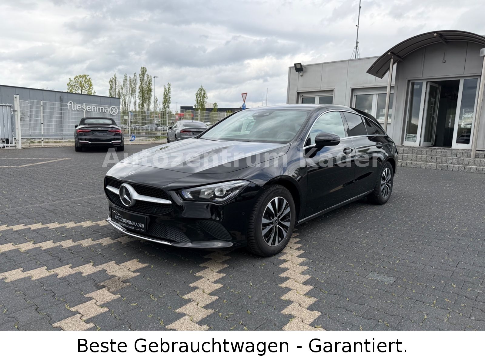 Mercedes-Benz CLA 200 d SB AHK Vollleder R-Kam Navi Tempo foto 3