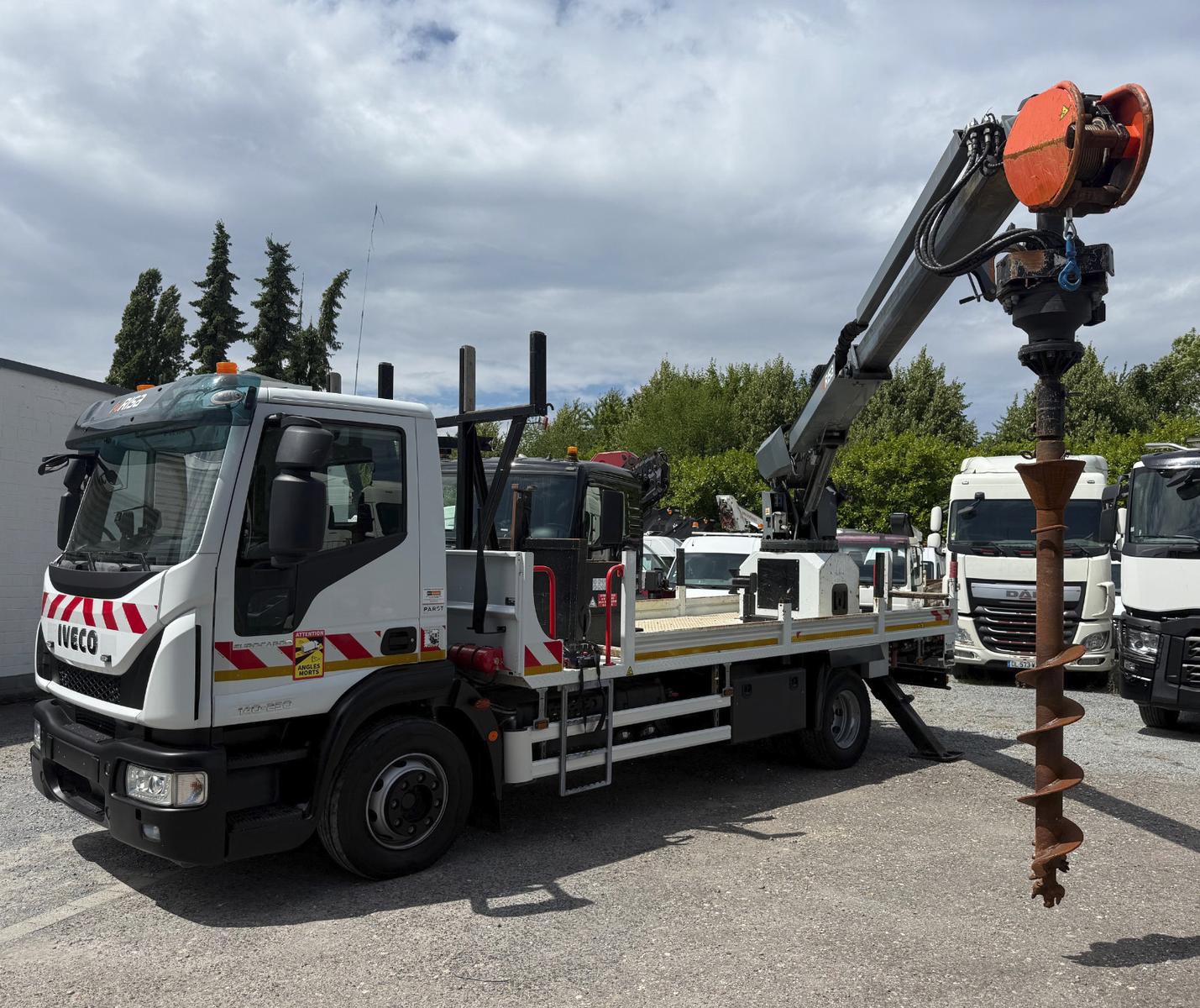 Iveco 140-250 RISA G2T Bohrer