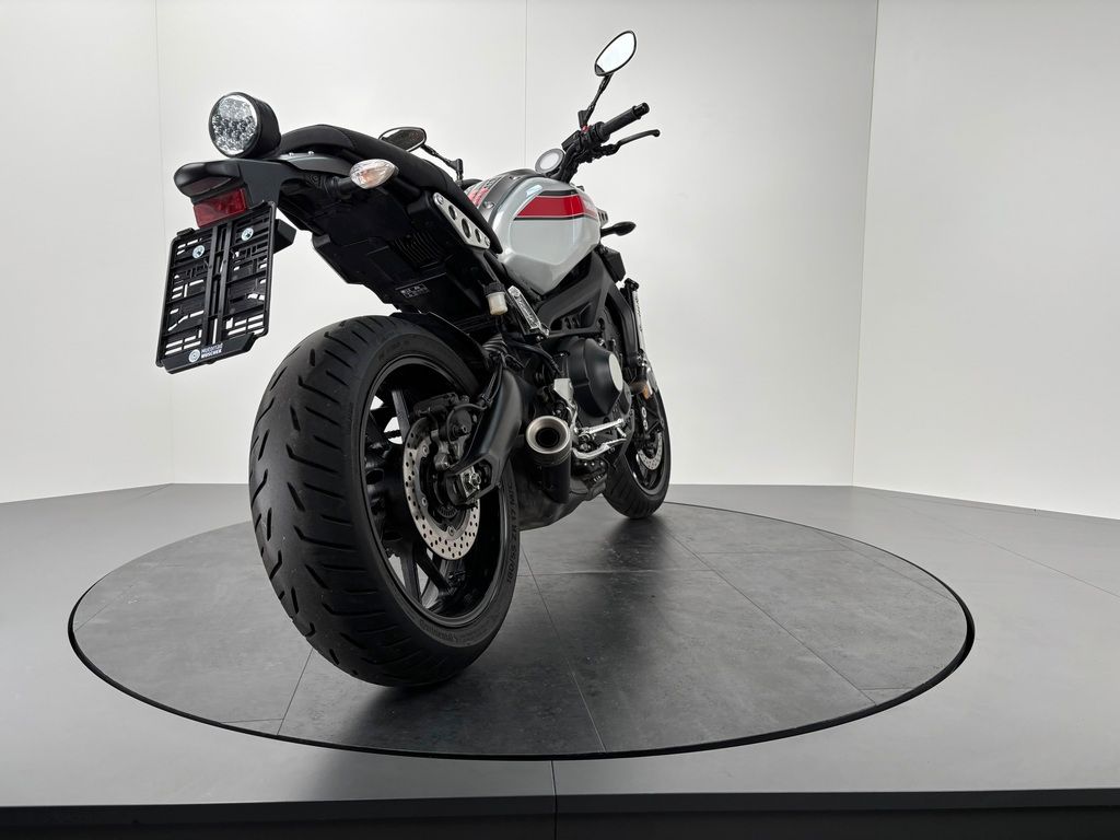 Fahrzeugabbildung Yamaha XSR 900 *TOP-ZUSTAND *SERVICE NEU