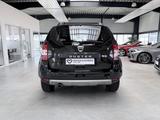 Dacia DUSTER BLACK SHADOW 4X4 KLIMA+NAV+KAMERA+AHK+TÜV - Dacia Gebrauchtwagen in Mannheim