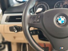 Fahrzeugabbildung BMW 335i Cabrio *M-SPORTPAKET* (NAVI-PRO/XEN/DEUTSCH