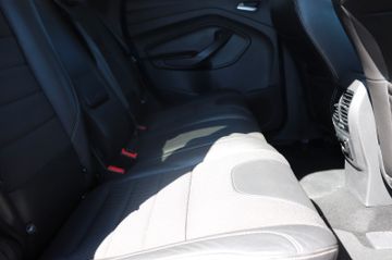 Ford Kuga - 12