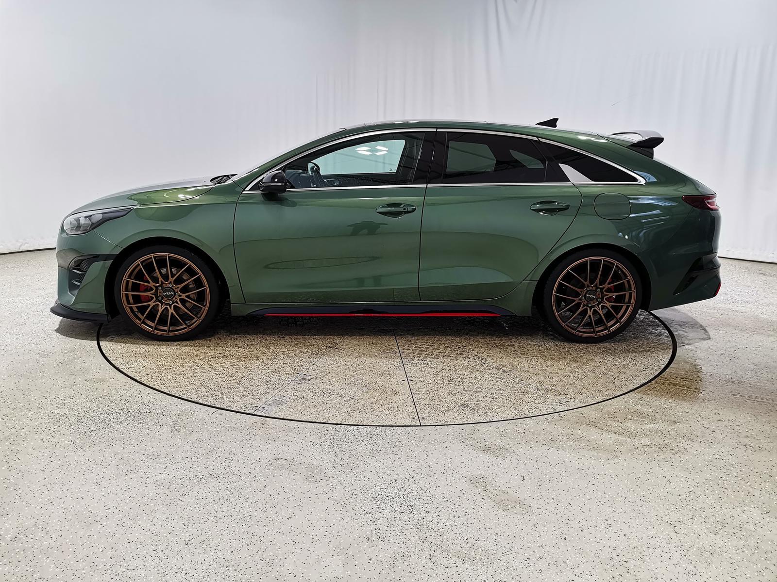 Kia ProCee'd 1.6T-GDi DCT GT 19Z.|virt.Cock.|Pano|LE
