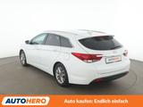 Hyundai i40 1.6 Trend Blue*NAVI*TEMPO*CAM*PDC*SHZ* - weiße Hyundai i40