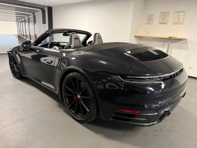 Porsche 911 Carrera S Cabrio,PDK,BOSE,Sportabgas79748,-€