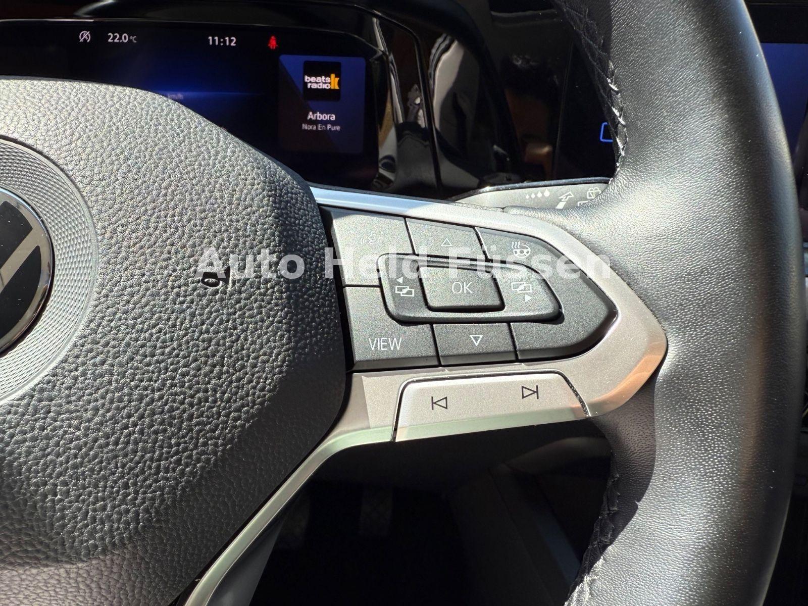 Volkswagen Golf VIII Style 4Motion Aut Pano Matrix ACC AHK, миниатюра 17