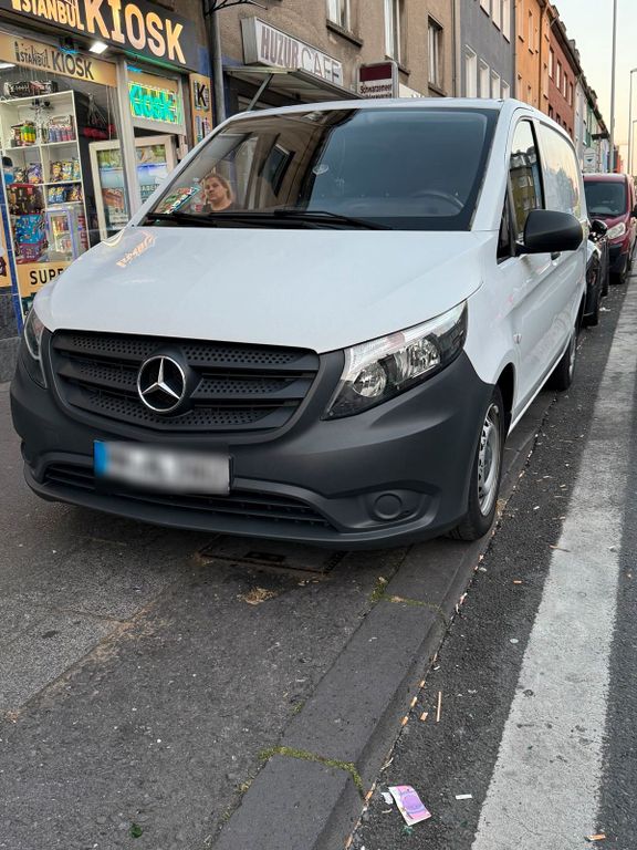 Image of Mercedes-Benz Vito