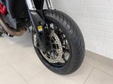 Ducati Hypermotard 821 + Sportauspuff Scheckheft gepleg - Offers