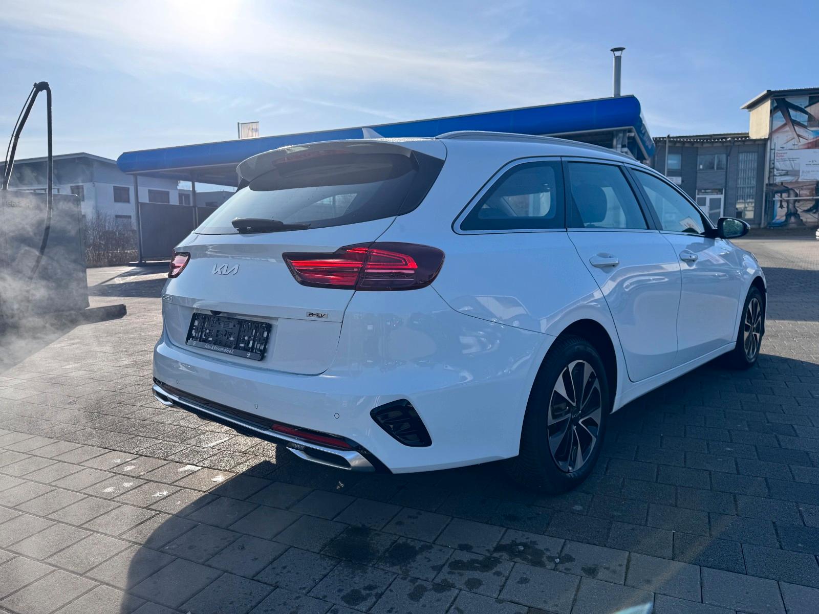 Kia cee'd Sportswagon 1.6 Plug-in Hybrid /DSG