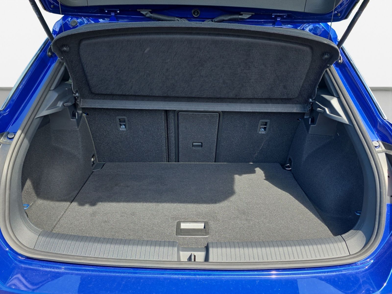 Volkswagen T-Roc - Bild 13
