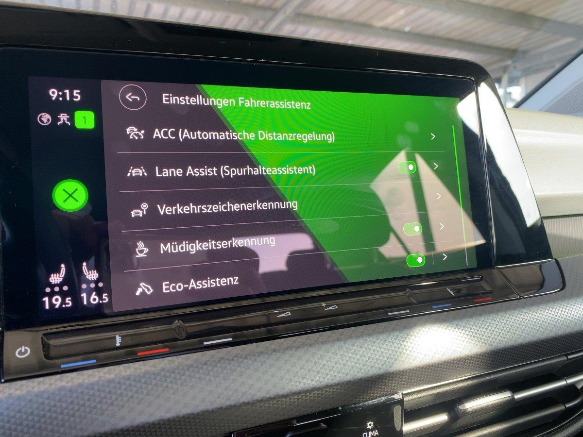 Volkswagen Golf VIII Active RFK*4xSHZ*ACC*LED*Navi*Apple*LM, миниатюра 16