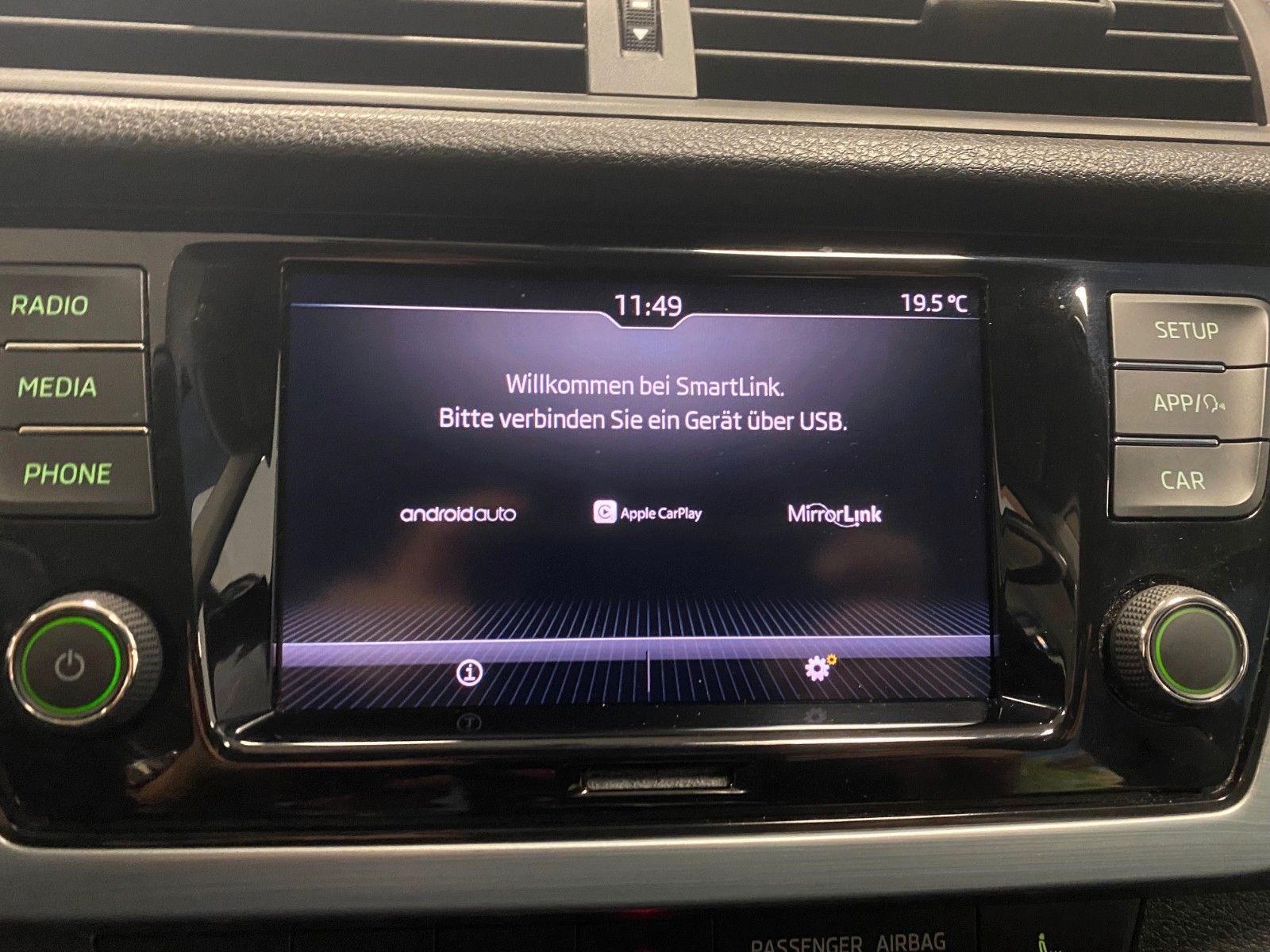 Fahrzeugabbildung SKODA Fabia 1.0l TSI Ambition+KAMERA+AndroidAuto+ALU++