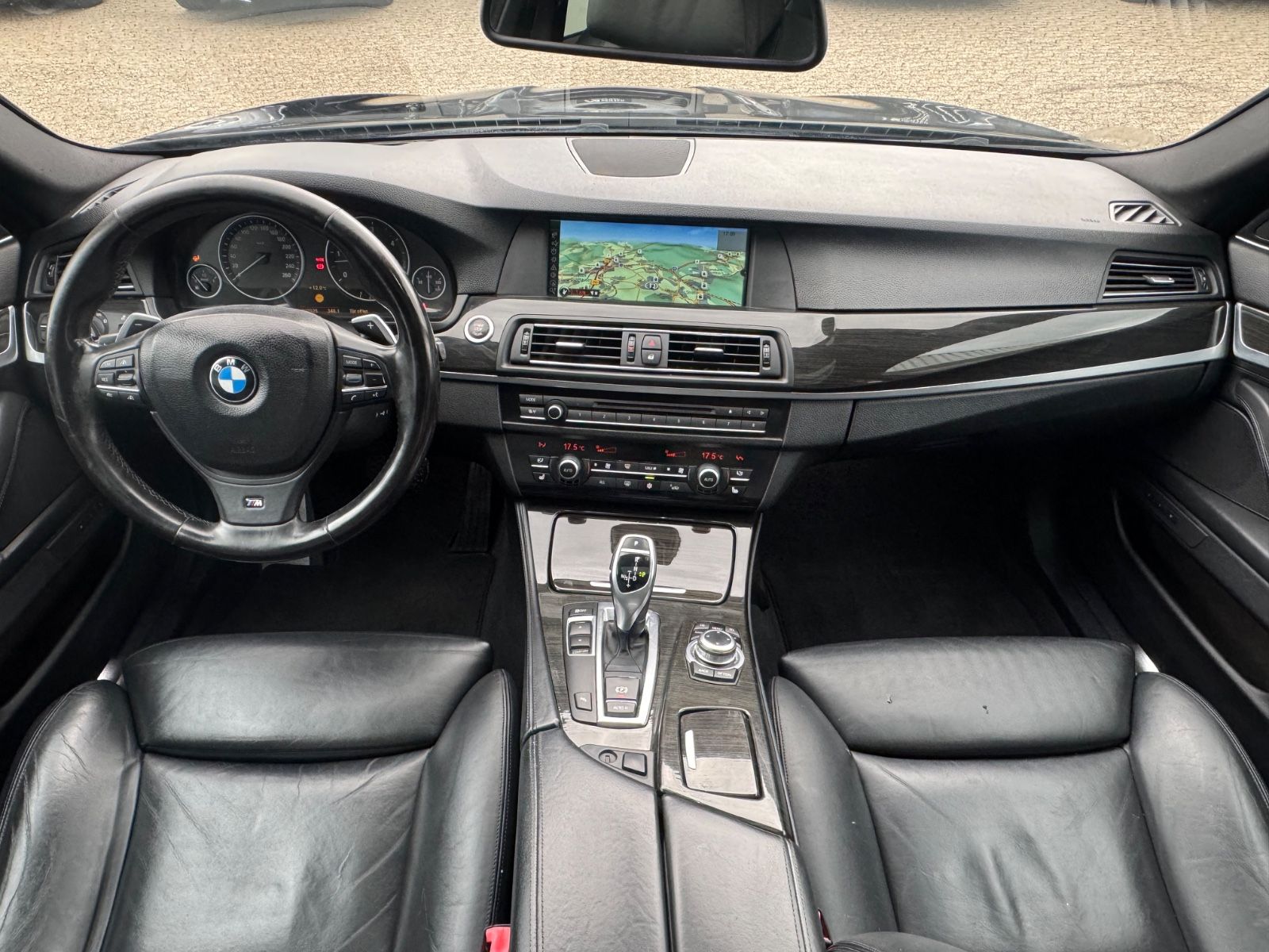 Fahrzeugabbildung BMW 535 d M-Paket/Pano/Leder/R-Cam/ACC/Memory/HUD