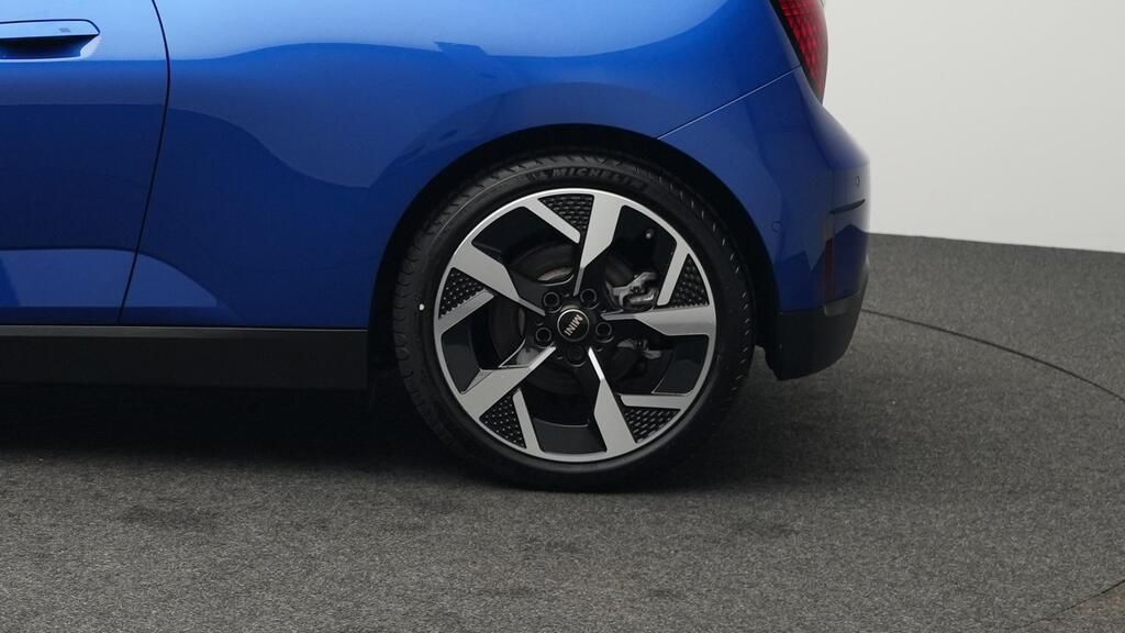 MINI Cooper SE - Bild 18