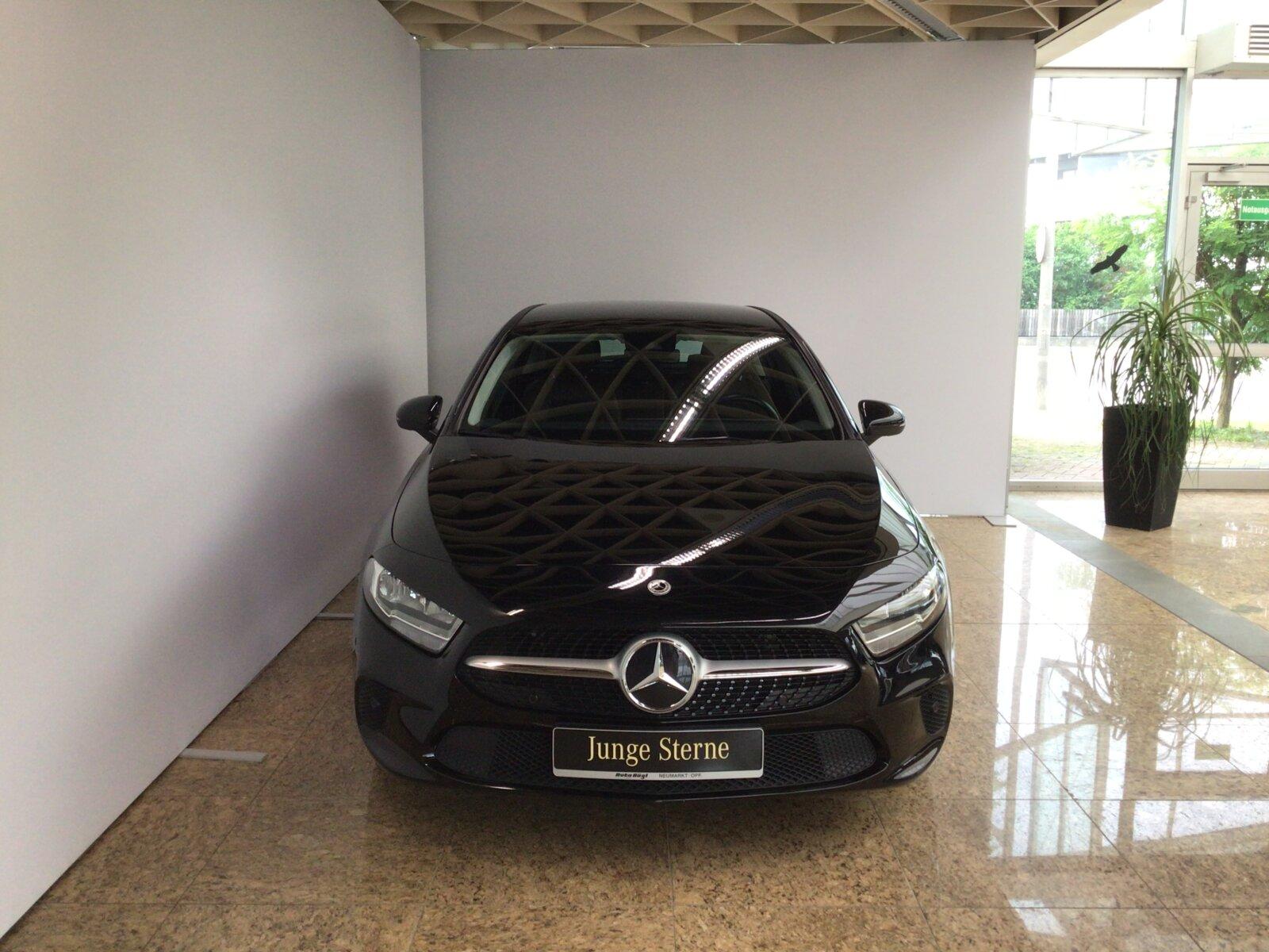 Mercedes-Benz A 180 Progressive/AHK/MBUX/Car-Play/Navi/Klima