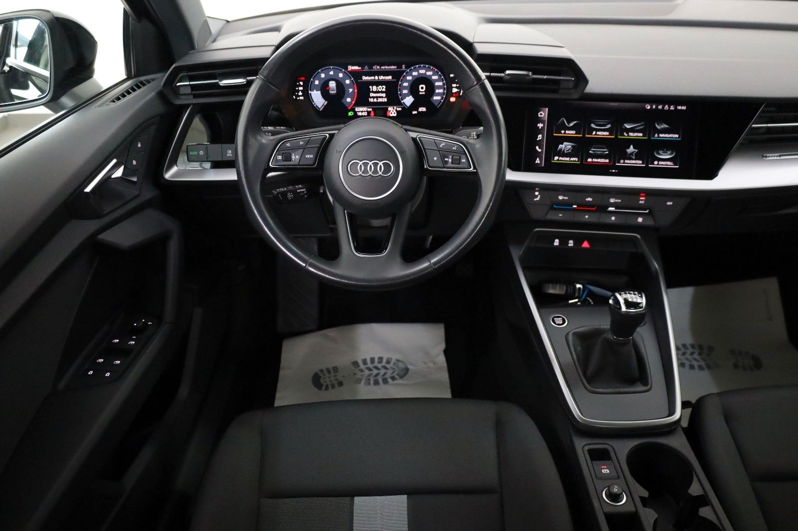 Fahrzeugabbildung Audi A3 Limousine 35 TFSI PDC,Virtual Cockpit,CarPlay