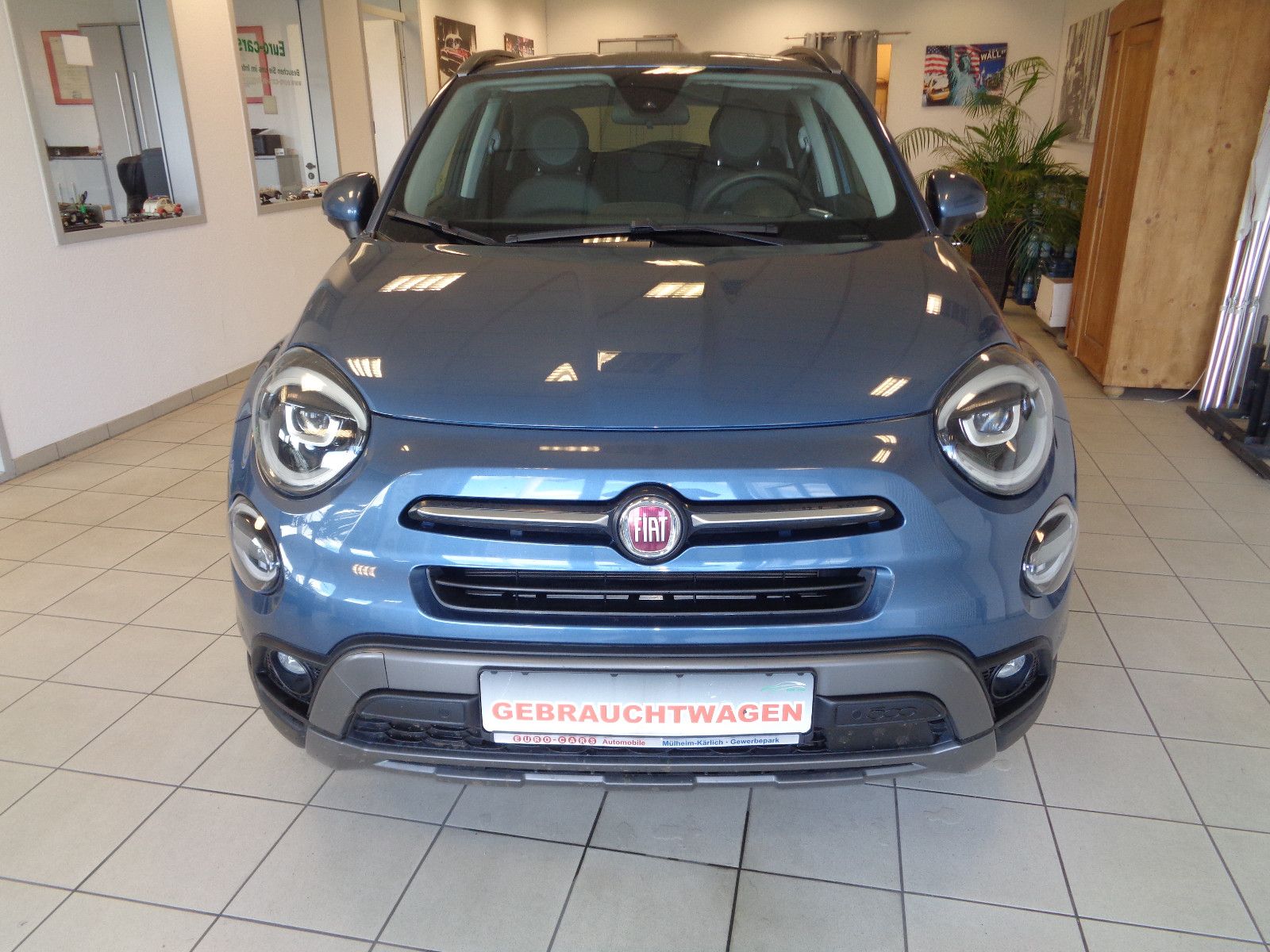 Fahrzeugabbildung Fiat 500X Cross / NAVI / KAMERA / 8-FACH / 1. HAND