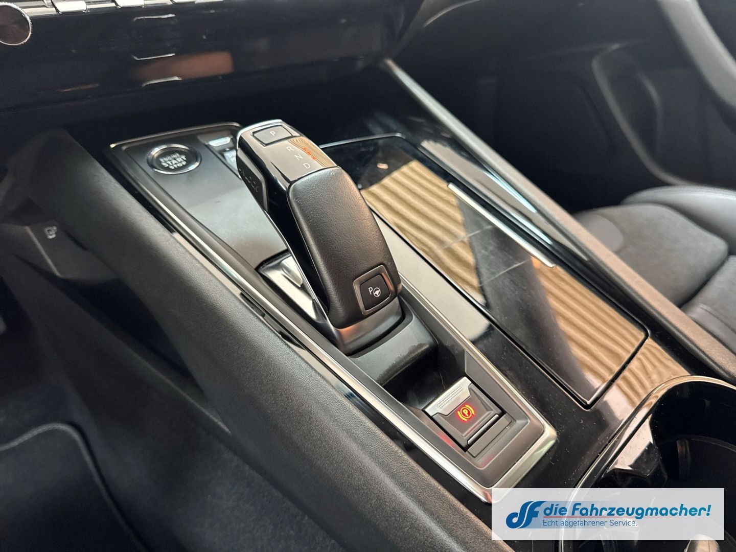 Fahrzeugabbildung Peugeot 508 SW Allure Pack 1.5 BlueHDi 130 EU6d Navi 360