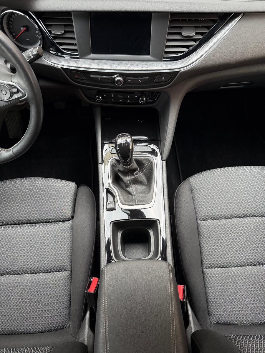 Opel Insignia B Sports Tourer*AHK*LED*SHZ*PDC*