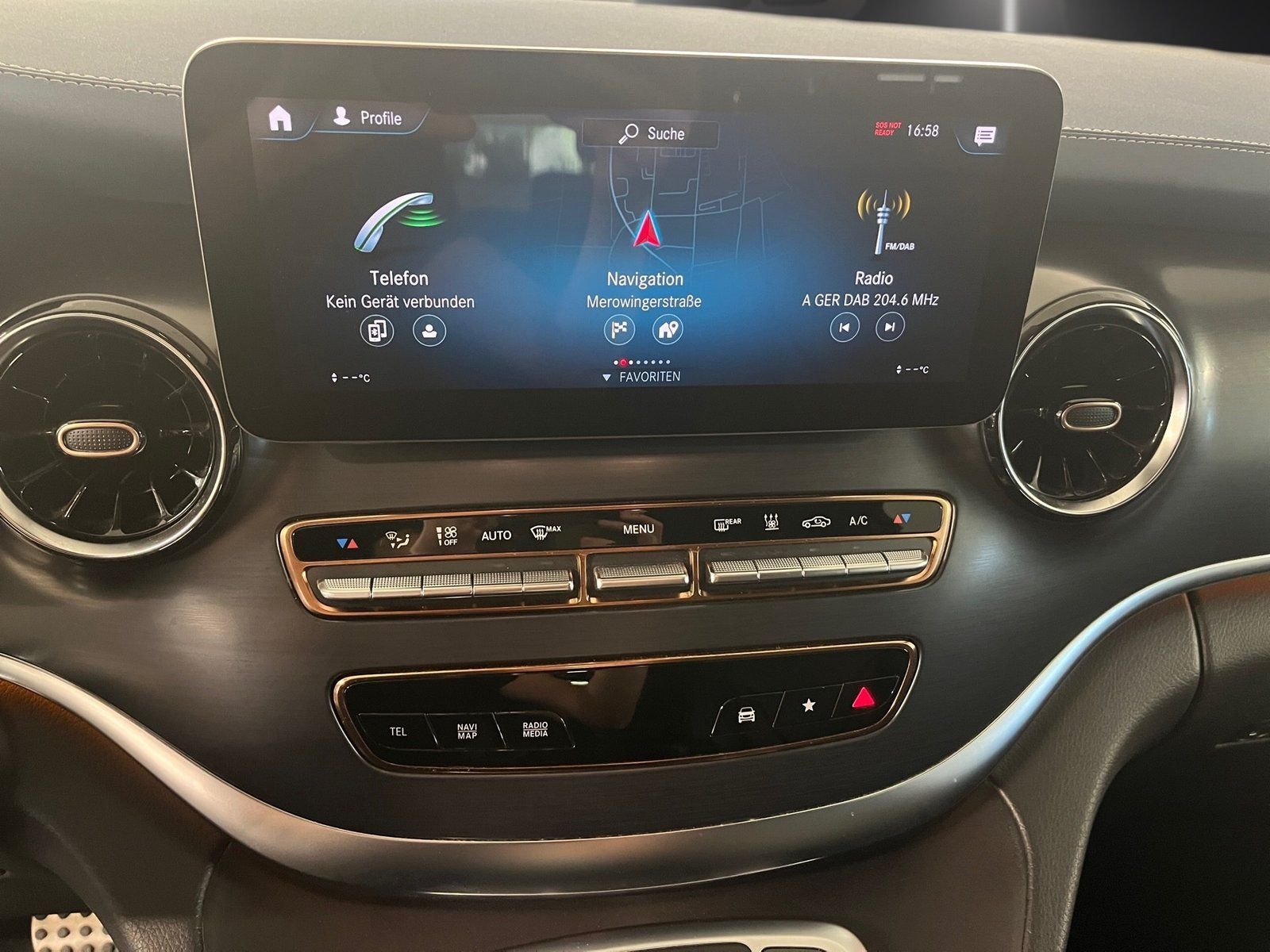 Fahrzeugabbildung Mercedes-Benz EQV 300 AVANTGARDE Lang*LED*Totw*Burmester*Distr