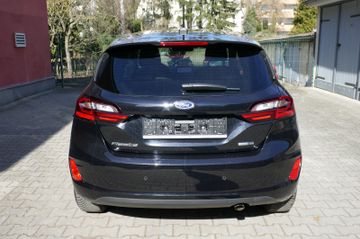 Fahrzeugabbildung Ford Fiesta Titanium X