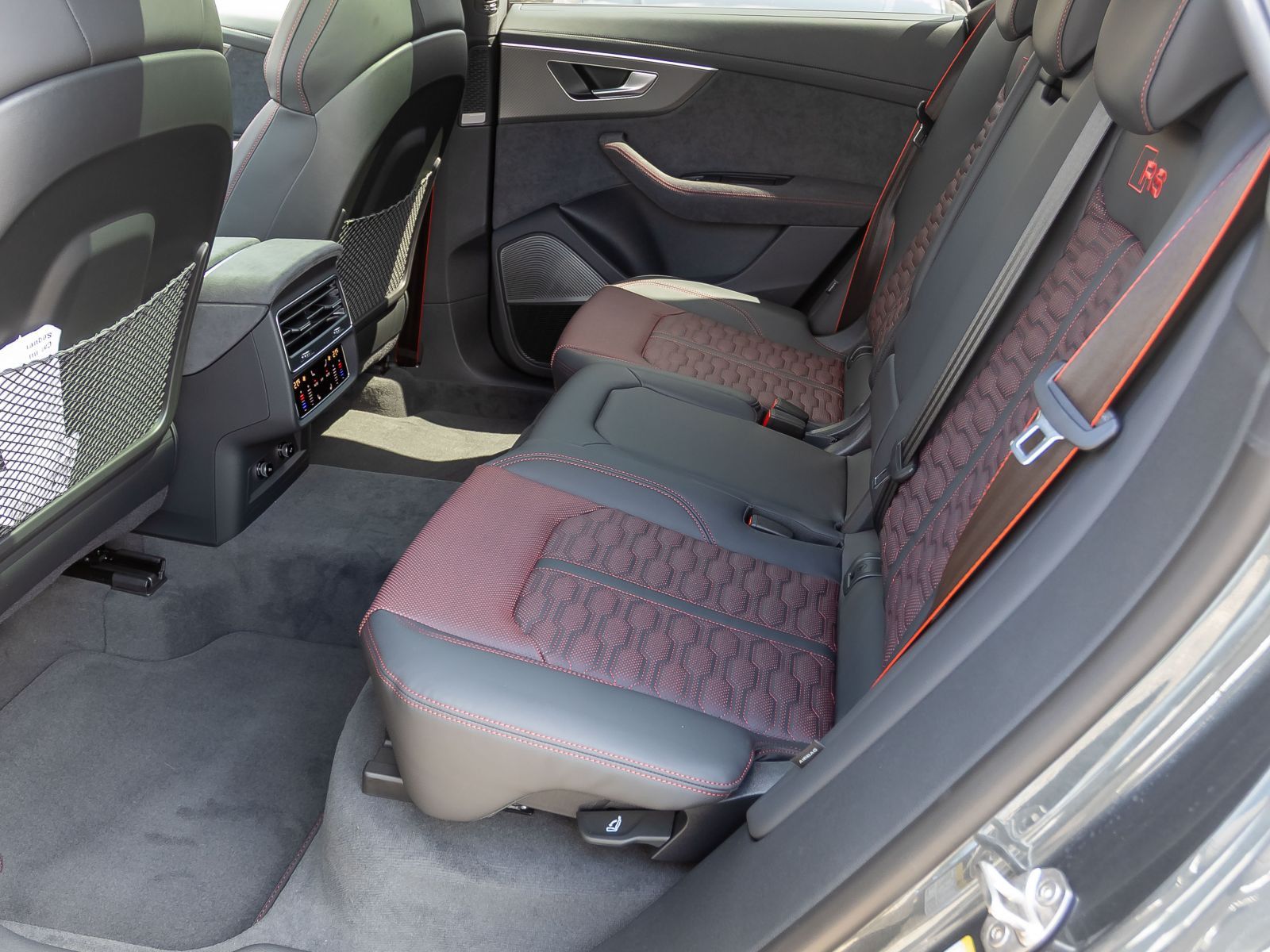 Audi RSQ8 - Bild 21