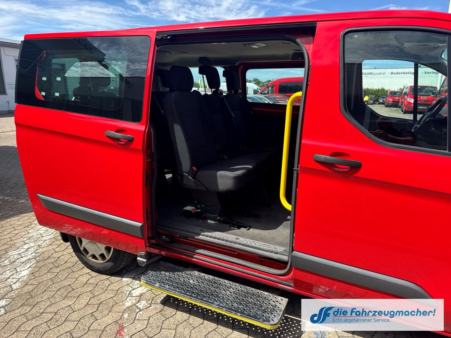 Fahrzeugabbildung Ford Transit Custom Tourneo 310 L1 Trend *EXPORT *274