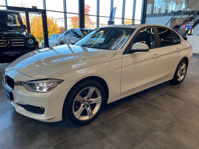 BMW 320 d Lim. *Schiebedach*Navi*Klima*Vollleder*DAB