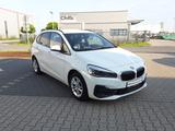 BMW 220d,Act Tou,Autom,Navi,HUD,AHK,Alu,LED,RFK,DAB, - BMW 220 Active Tourer aus 2020