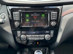 NISSAN Qashqai 1.3DIG-T Akari Autom. DCT Pano Voll-Lede