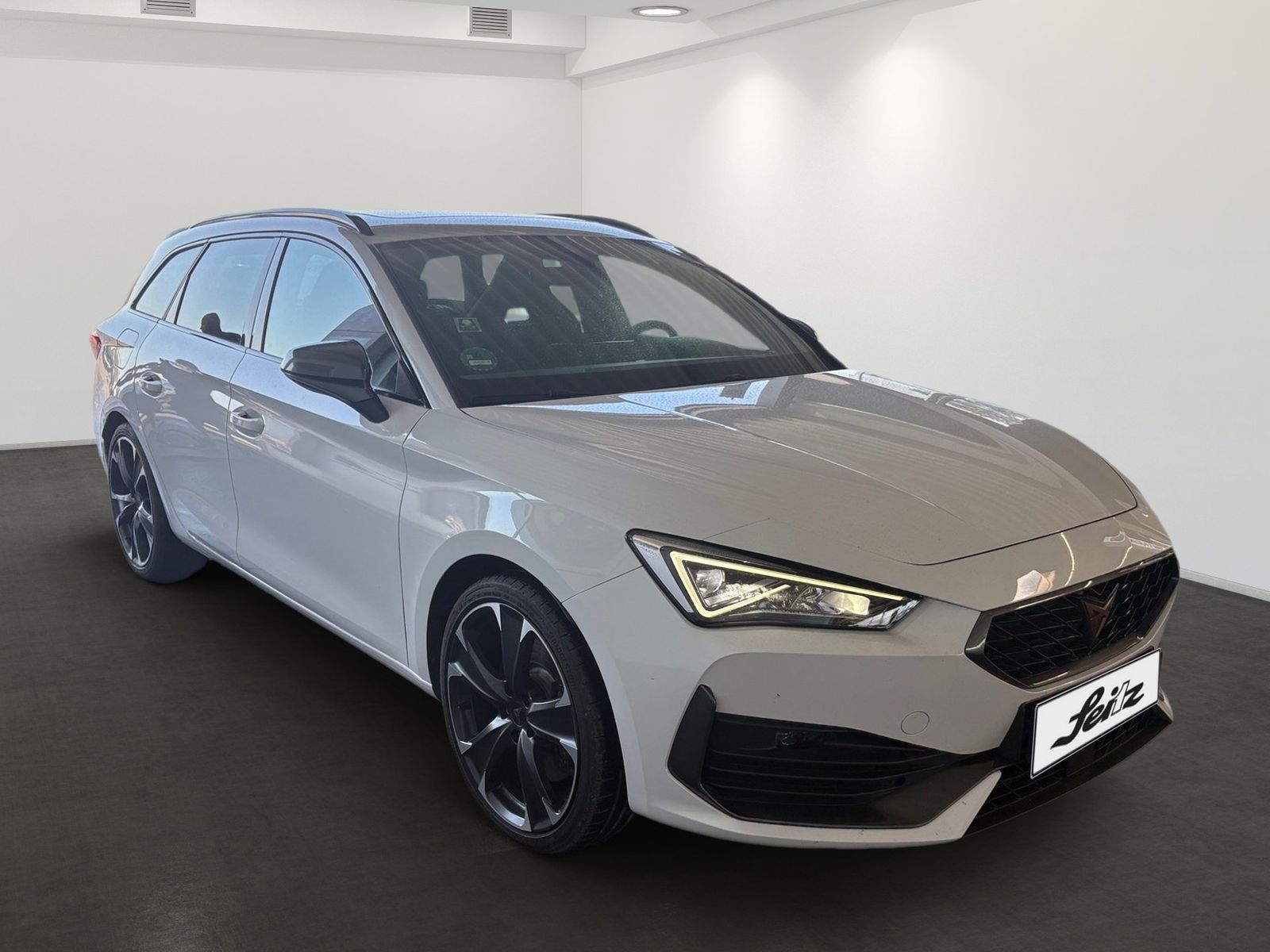 Cupra Leon Sportstourer 1.4 TSI e-Hybrid VZ *PANO*LED* imagem 3