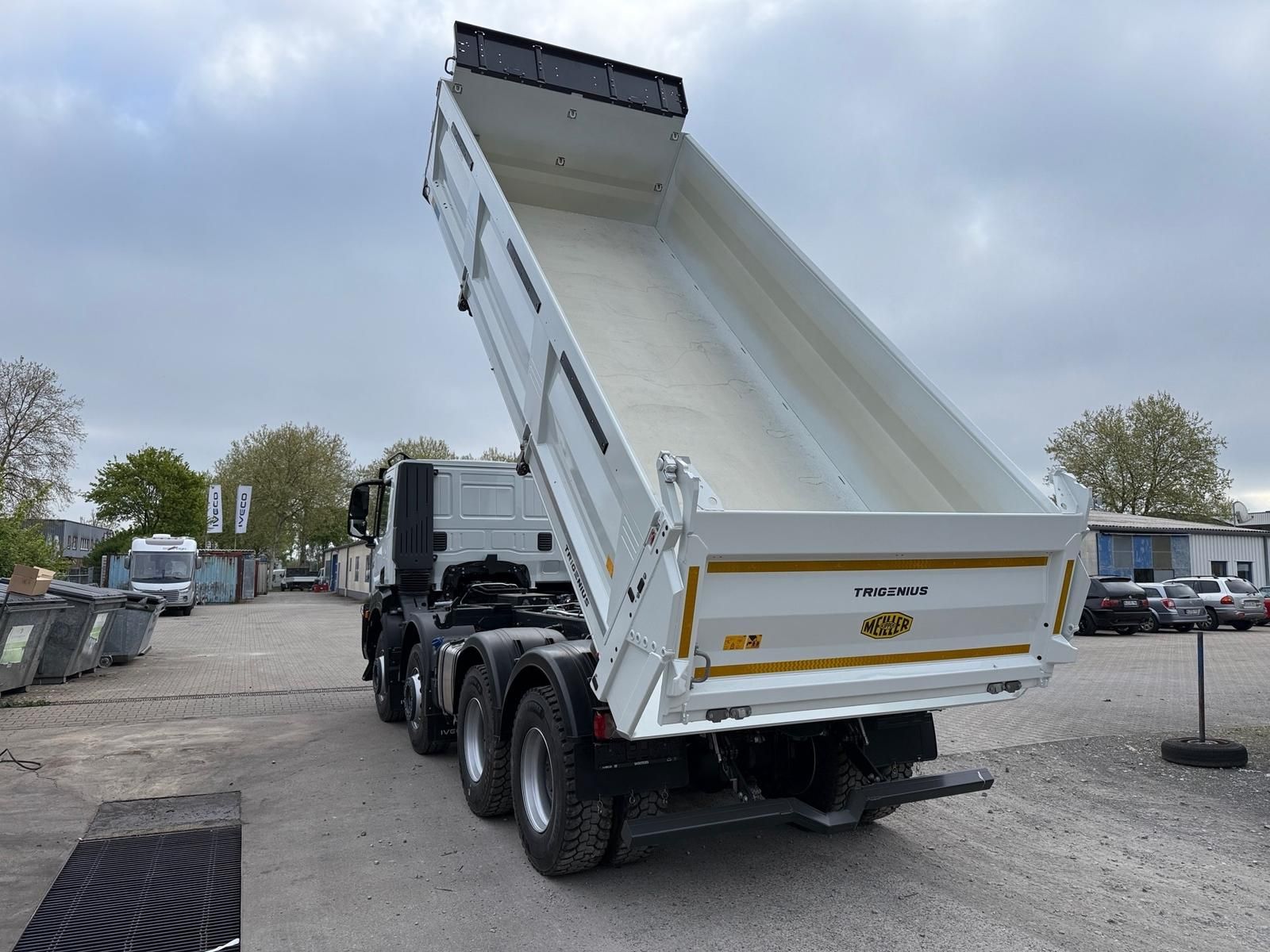 Fahrzeugabbildung Iveco X-Way AD 360X50Z HR OFF Meiller Dreiseitenkipper