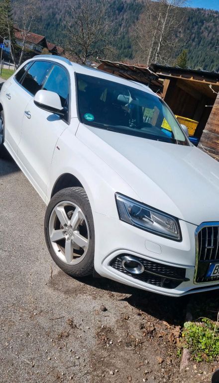 Image of Audi Q5
