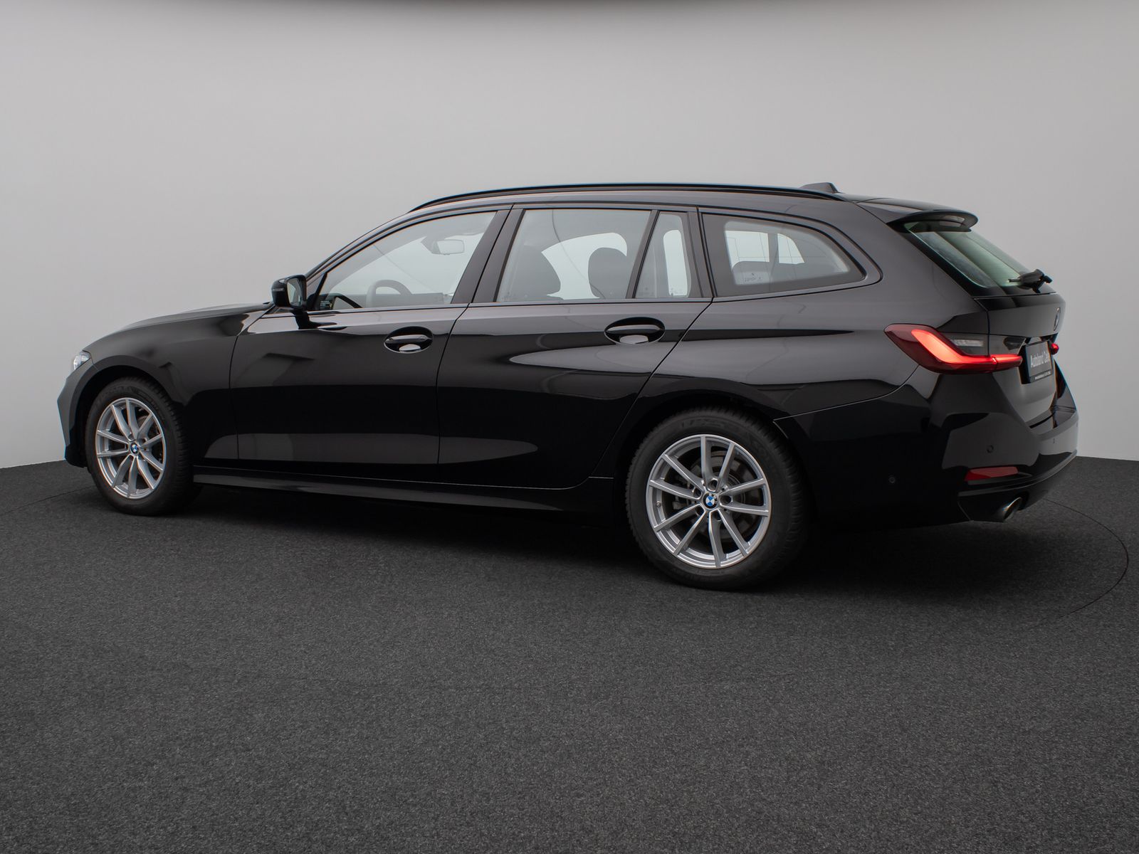 Fahrzeugabbildung BMW 318i Kamera DAB Widscreen Geschwindigkeitsreg