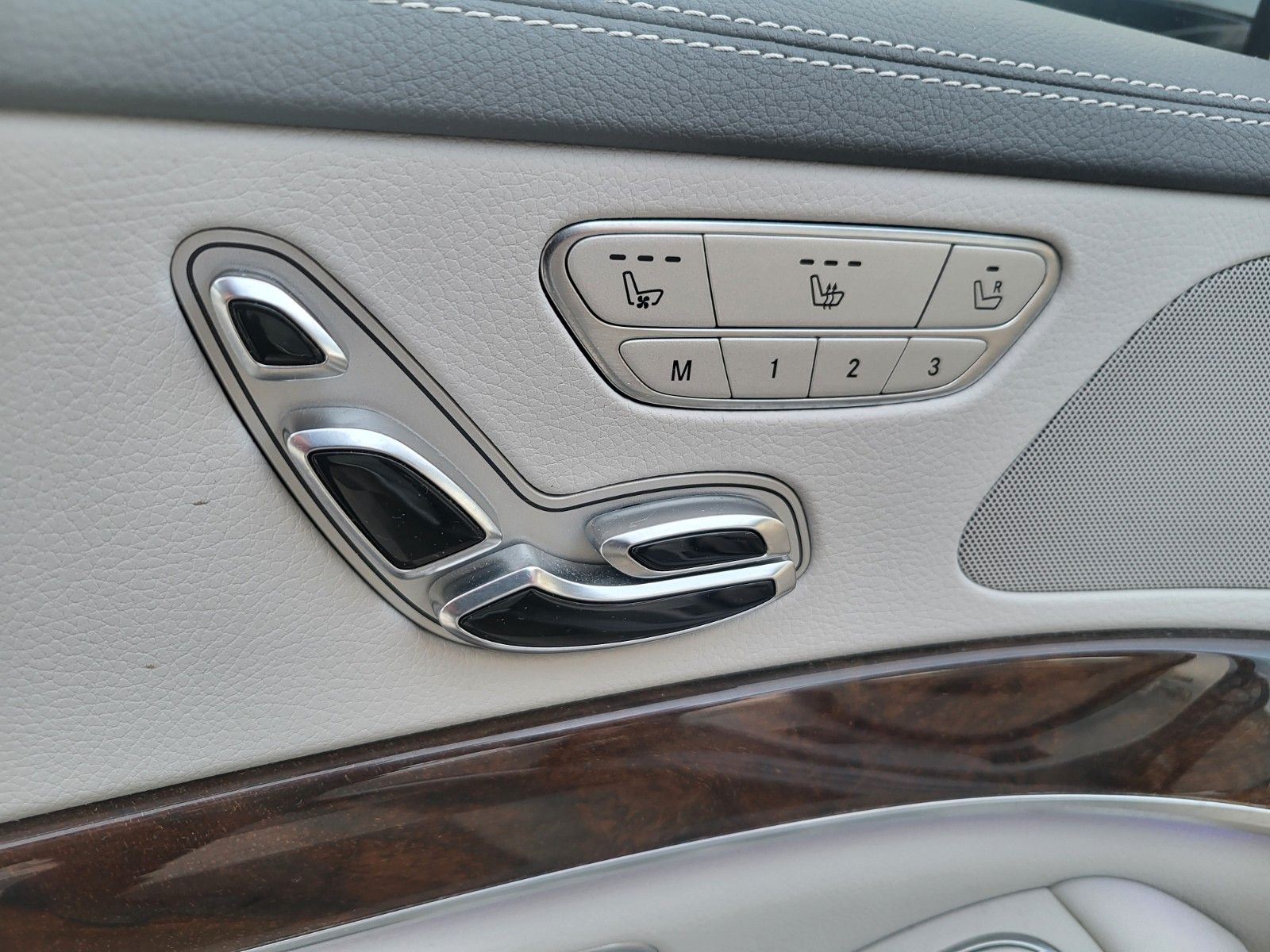 Mercedes-Benz S 500 4Matic+Nachsicht Assistent +360° foto 19
