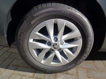 Bild 13 Skoda Fabia Style 1.0 TSI SHZ PDC LED DAB SML SR WR
