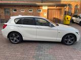 BMW 118i Sport Line*Automatik*Schiebedach*Navi*Leder - BMW 118: Weiß, Leder, Schiebedach