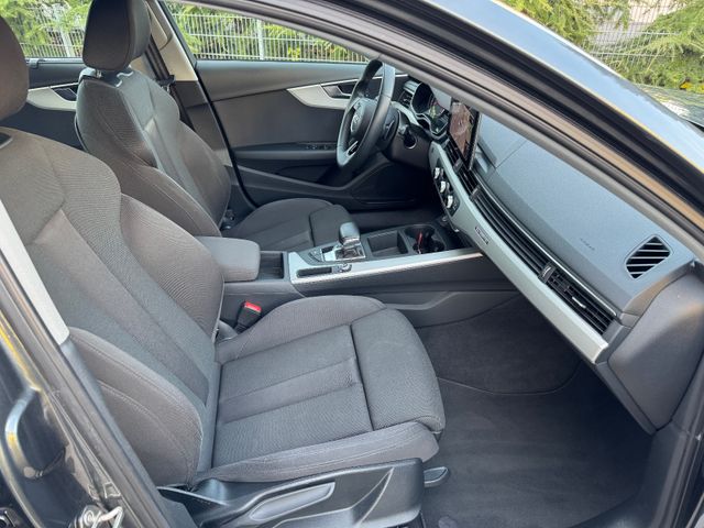 Audi A4 Avant 40 TDI quattro S line Audi A4 Avant 40 TDI quattro S line