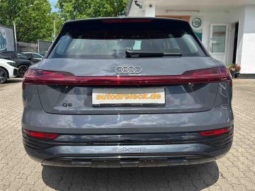 Audi Q8 e-tron - 8