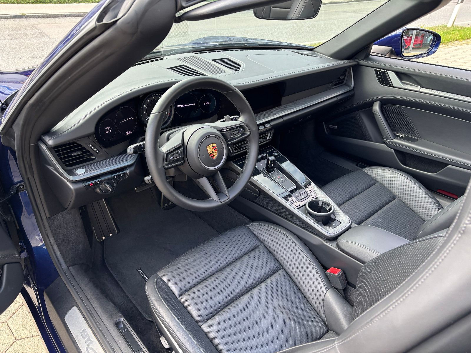 Porsche 992 911 CARRARA 4 CABRIO INNO SURROUND SITZBEL. foto 13